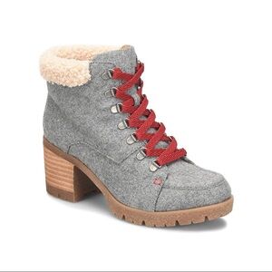 Kork-Ease Korks Evie Lace Up Wool Gray Block Heel Boots Ankle Booties Size 9